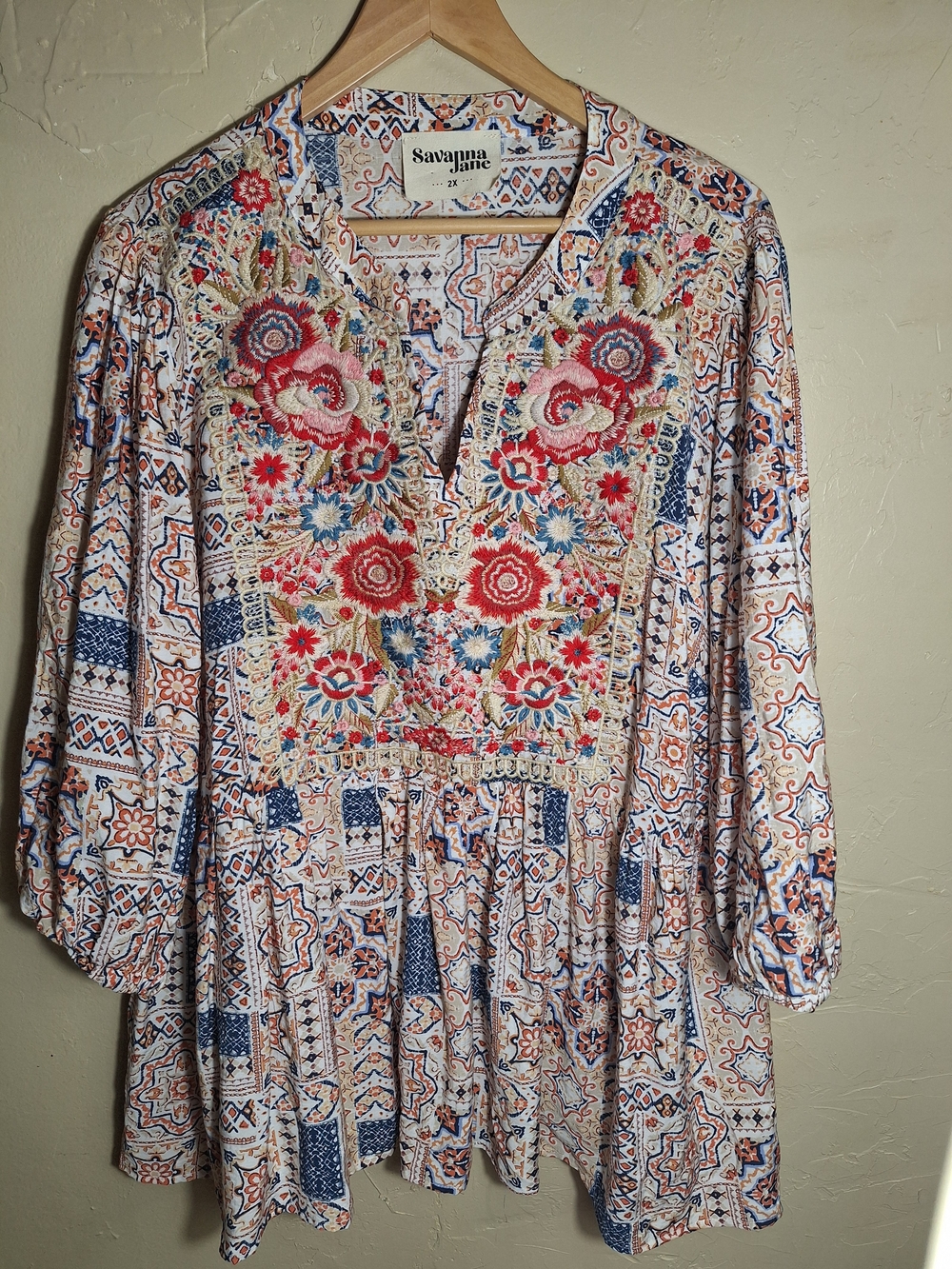 Savanna Jane Women's Embroidered V-Neck Tunic Blouse 3/4 Sleeve 2X Plus